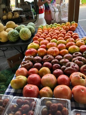 Surry County Farmers'  Market