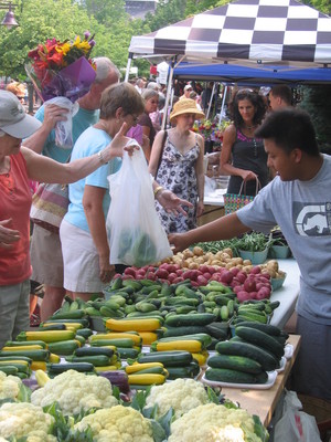 Centennial Lakes Farmers Market - LocalHarvest