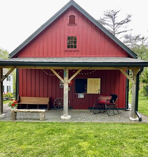 Long Hill House
