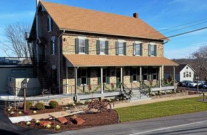Mainland Inn