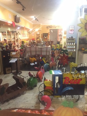 Hoby's Honey & General Store