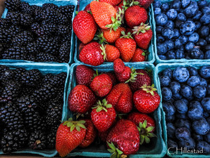 McMinnville Farmers Market on Thursday
